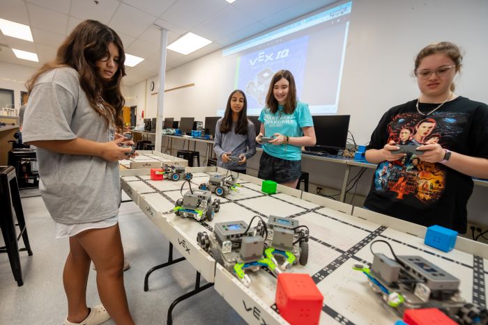Girls making robots