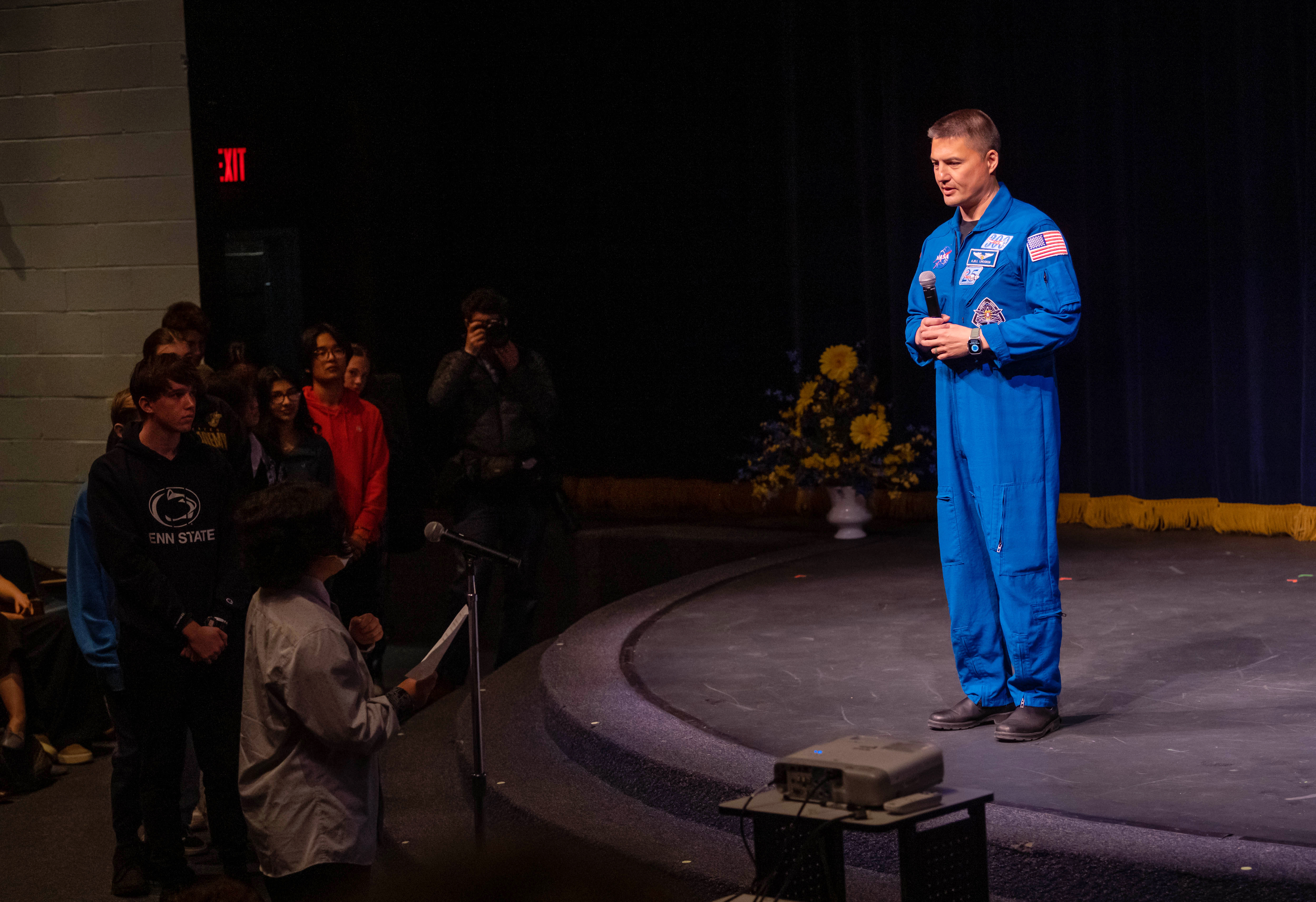Kjell Lindgren, astronaut, talks to Robinson Students