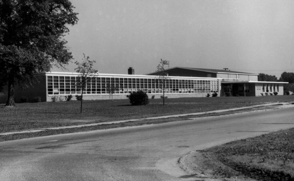 Black and white photograph of Cheney Elementary School taken in 1967.