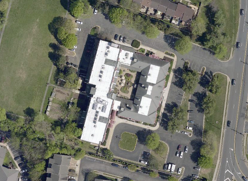 Aerial photograph of the Lincolnia Senior Center.