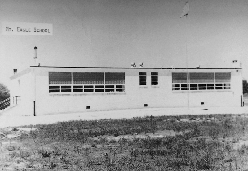 Black and white photograph of the four-room school at Penn Daw which was later named Mount Eagle Elementary School.