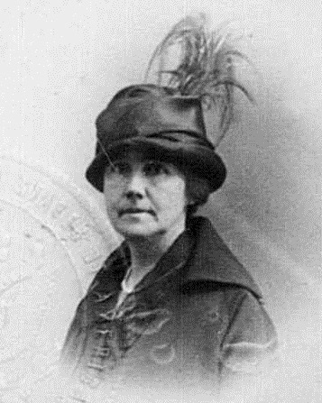 Black and white photograph of Belle Layton Wyatt Willard.