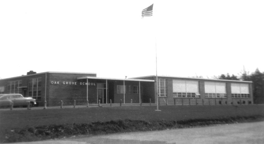 Black and white photograph of Oak Grove Elementary School.