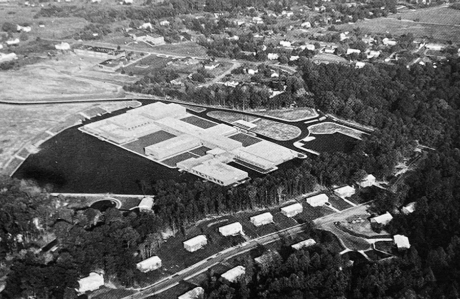 Aerial photograph of Thomas Jefferson High School.